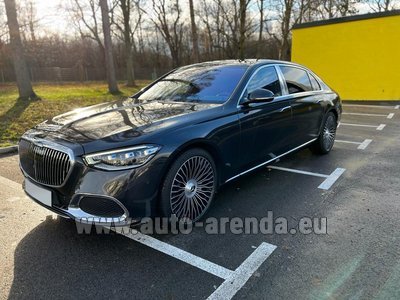 Rental in Dusseldorf the car Maybach S580 4Matic Lang (5 seats)
