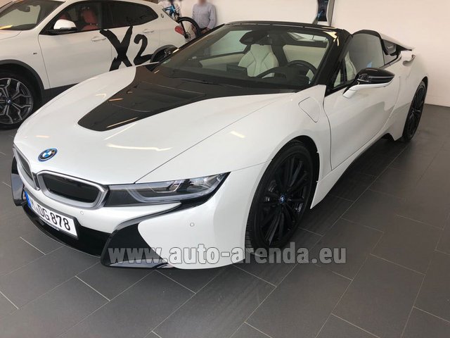 Rental BMW i8 Roadster Cabrio First Edition 1 of 200 eDrive in Berlin Schoenefeld airport