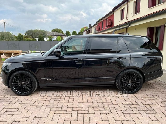 Rental Land Rover 4.4 Long Diesel Business Autobiography in Rostock