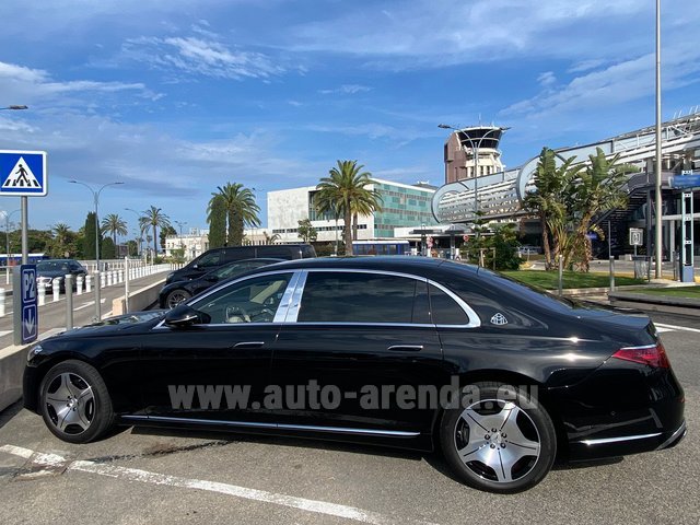 Rental Maybach S 580 L 4Matic V8 in Dusseldorf airport