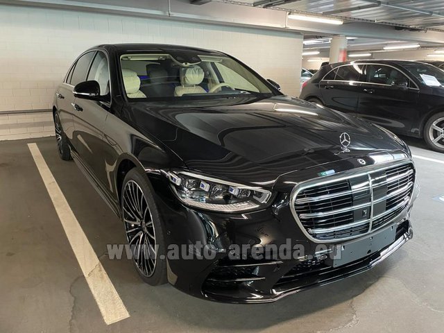 Transfer from Munich Airport to Bad Ragaz by Mercedes-Benz S-Class S 500 Long 4MATIC AMG equipment W223 car