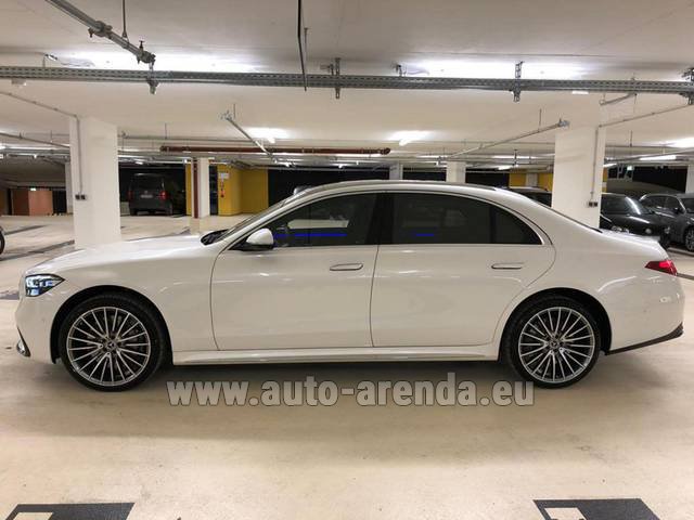 Transfer from Wiesbaden to Munich Airport General Aviation Terminal GAT by Mercedes S500 Long 4MATIC AMG equipment car